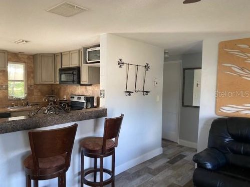 3927 Saturn Dr, New Port Richey FL  34652-6180 exterior