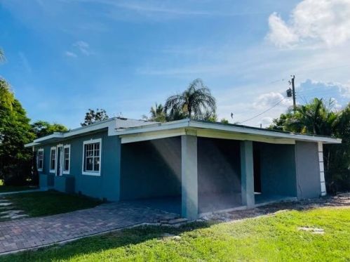 1281 Sunset Rd, West Palm Beach, FL 33406-4944