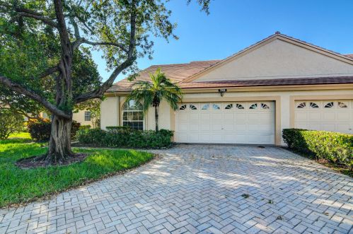 7856 Coral Lake Dr, Delray Beach, FL 33446-3368