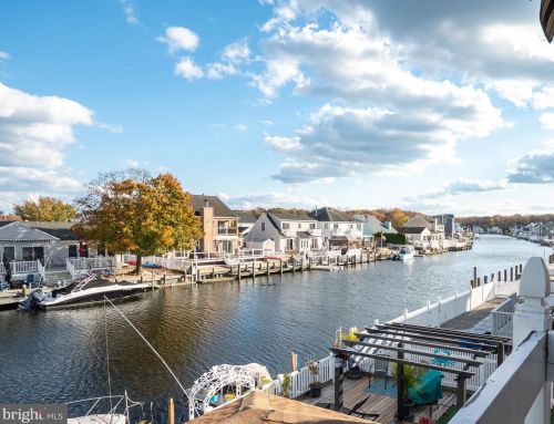 106 Moorage Ave, Berkeley Township NJ  08721-1879 exterior