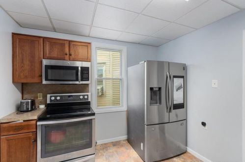 527 Lehigh Ave, Palmerton PA  18071-1914 exterior