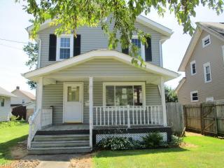 1834 Adelaide Blvd, Akron, OH 44305-4351