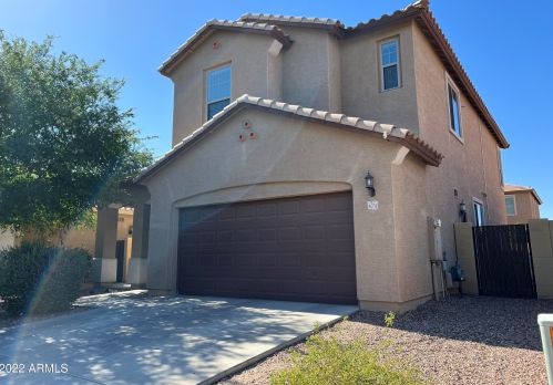 4031 Torrey Pines Ln, Chandler, AZ 85249-4566