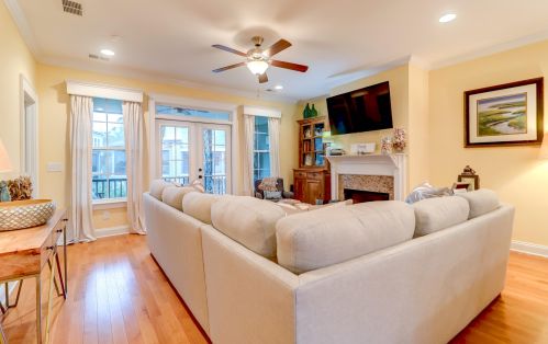 116 Slipper Shell Ct, Mount Pleasant SC  29464-6724 exterior