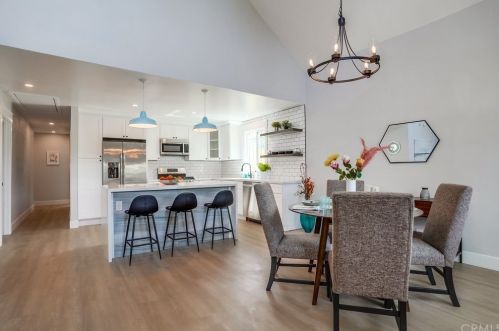803 9th St, Long Beach CA  90813-4709 exterior