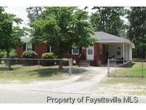 363 Canady St, Fayetteville, NC 28306-8405