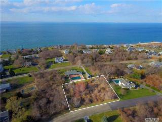 1880 Plum Island Ln, Orient Point, NY 11957-1302