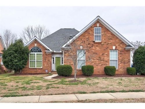 141 Fox Den Cir, Statesville, NC 28677-9761