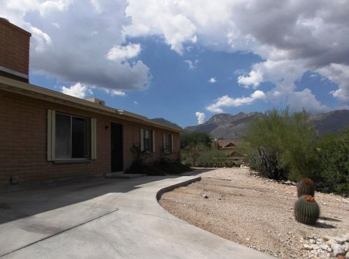 4540 Rocky Creek Cir, Tucson AZ  85750-6112 exterior