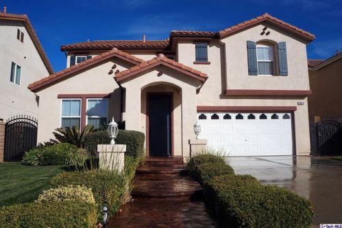 29620 Castlebury Pl, Santa Clarita, CA 91384-3821