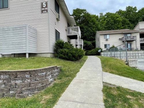 266 Concord Ln, Middletown, NY 10940-6655