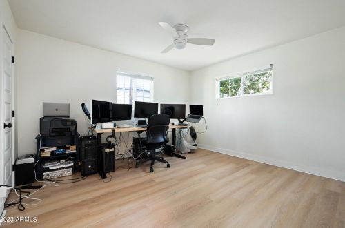 1011 Cavalier Dr, Phoenix AZ 85019-1717 exterior