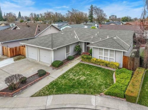 3905 Rexford Ct, Modesto CA  95356-1858 exterior