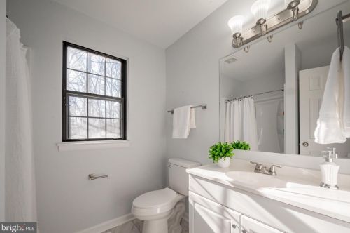 310 Greybull Dr, Bear DE  19701-2174 exterior