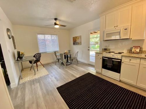 4545 17th Ave, Saint Petersburg, FL 33713-4622