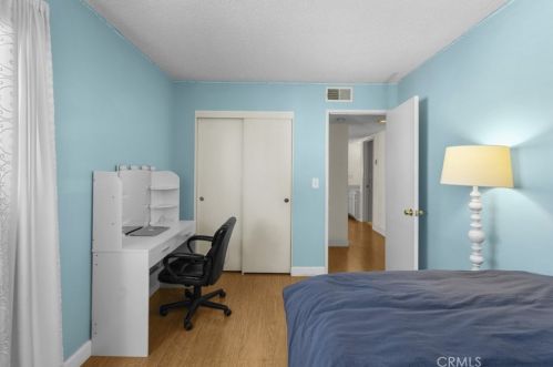 805 Chestnut St, Glendale CA 91205-2501 exterior