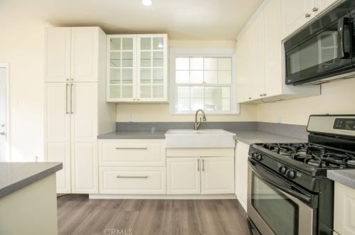 7659 Tujunga Ave, North Hollywood CA  91605-2937 exterior