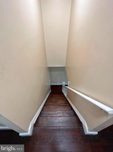 7521 River Rd, Camden NJ  08110-3422 exterior