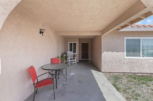 9572 Santa Cruz Rd, Desert Hot Springs CA  92240-1721 exterior