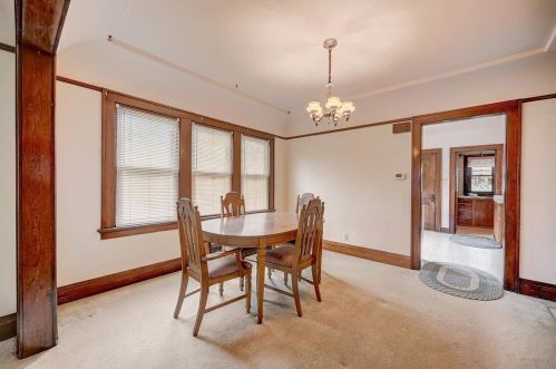 239 60, Milwaukee WI 53219-2131 exterior