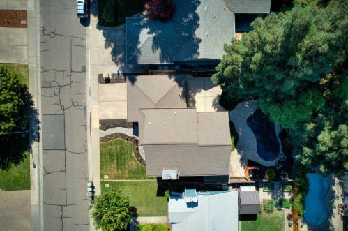 9262 Mapleview Way, Elk Grove CA  95758-5007 exterior