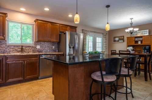 815 Stutely Pl, Miamisburg, OH 45342-2025
