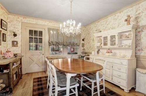 138 Forest Ave, Verona NJ  07044-1015 exterior