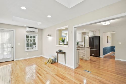 17 Mtn Vw Ct, Keene NH 03431-4933 exterior