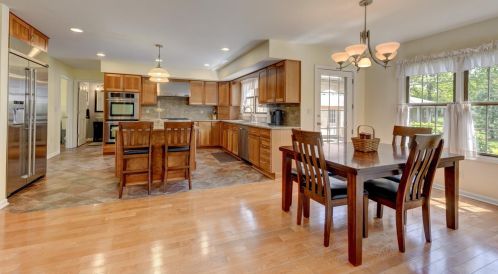 8601 Fair Oaks Ln, Dyer IN  46373-9395 exterior