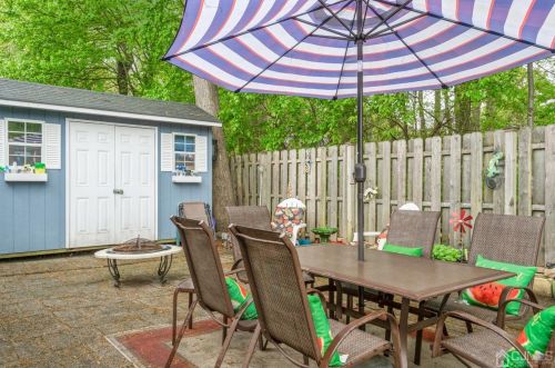 13 Portsmouth Dr, Old Bridge NJ  08857-3116 exterior