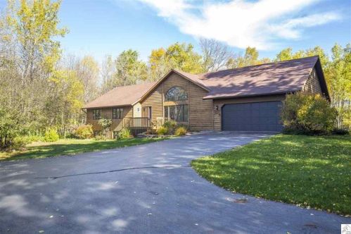 3612 Decker Rd, Duluth, MN 55811-2952