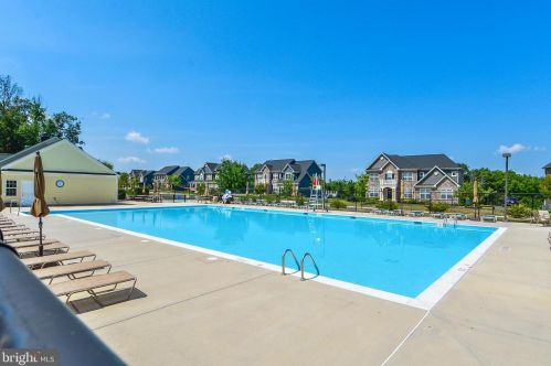 21099 Honeycreeper Pl, Leesburg VA exterior