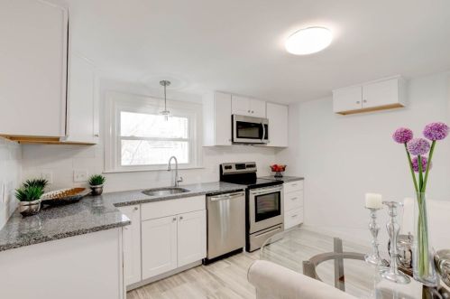 6 Jefferson St, Lawrence MA 01843-2406 exterior