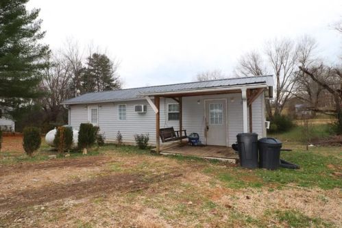 21 Linkley St, Mc Minnville, TN 37110-1036