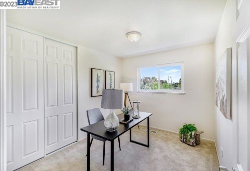 1549 Woodland Dr, West Pittsburg CA  94565-5633 exterior