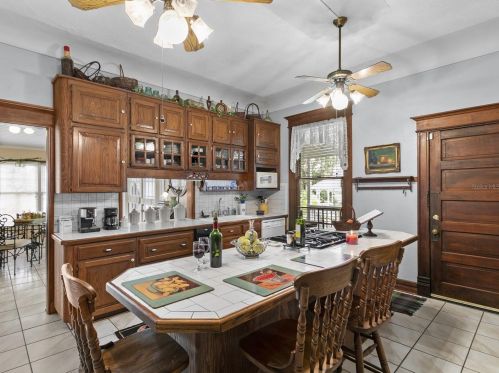 37620 Meridian Ave, Dade City FL  33525-3716 exterior