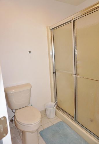 3721 Galbraith Rd, Cincinnati OH  45247-3766 exterior