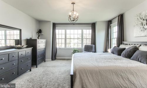 23 Surrey Ln, Navy Sup Dpt PA  17050-7801 exterior