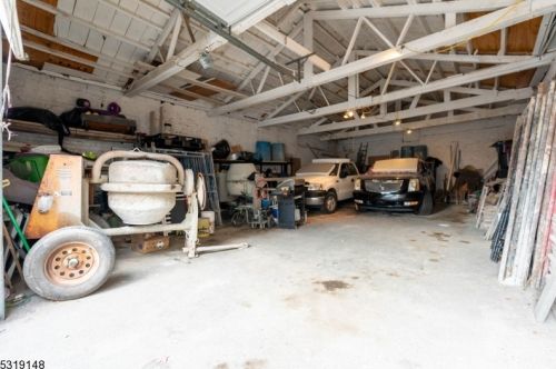 224 Chestnut St, Newark NJ 07105-1576 exterior