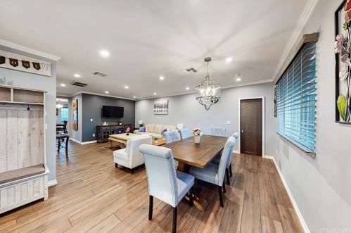 16931 Hart St, Van Nuys CA 91406-4507 exterior