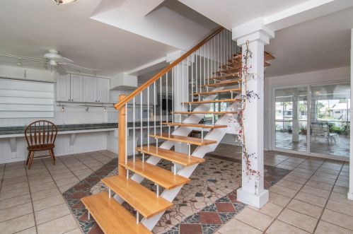 3325 Gulf Winds Cir, Brooksville FL  34607-3027 exterior