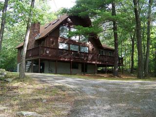 433 Rockland Rd, Scituate RI  02857-1941 exterior