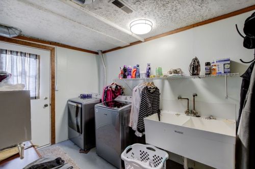 5428 Country Hills Ln, Hamilton KY  41091-9727 exterior