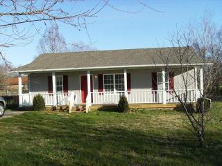 3494 Spence Ln, Cookeville, TN 38501-6783
