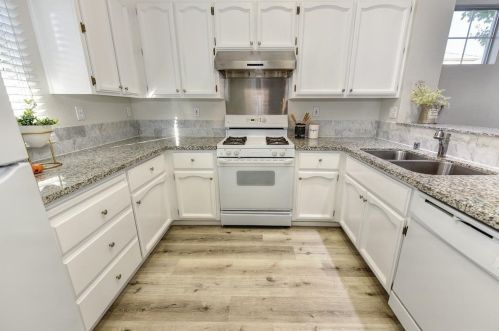 748 Mulbarton Ct, Folsom CA  95630-3613 exterior