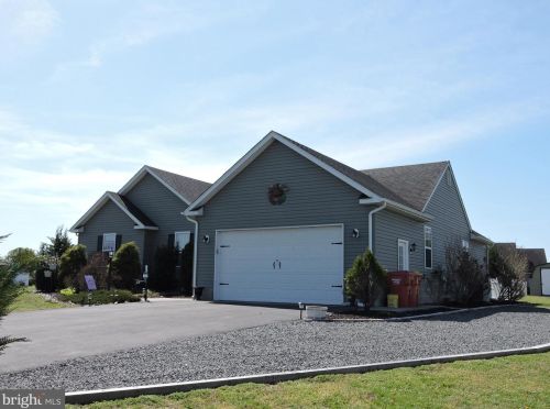 1 Overbrooke Ct, Seaford, DE 19973-4846