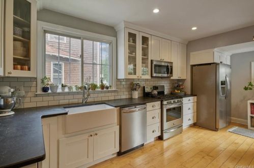152 Urban St, Mount Vernon NY  10552-3211 exterior
