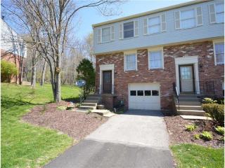 106 Brooke Dr, Venetia, PA 15367-1112