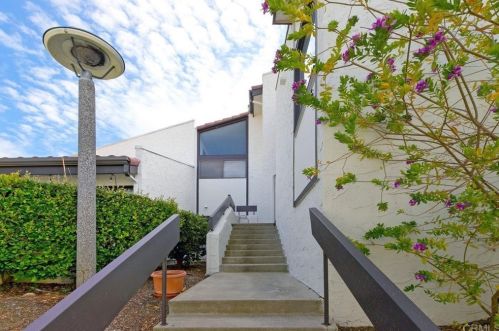 7528 Jerez Ct, Carlsbad CA  92009-7450 exterior