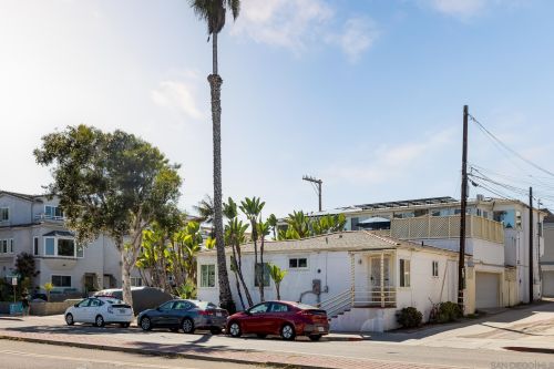 722 Nantasket Ct, San Diego CA 92109-7443 exterior